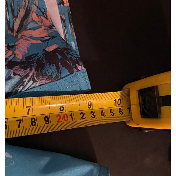 Volcom Manic 2 Board Shorts Floral AOP Mens 31 9" Beach Swim Trunks NWT - Picture 7 of 7